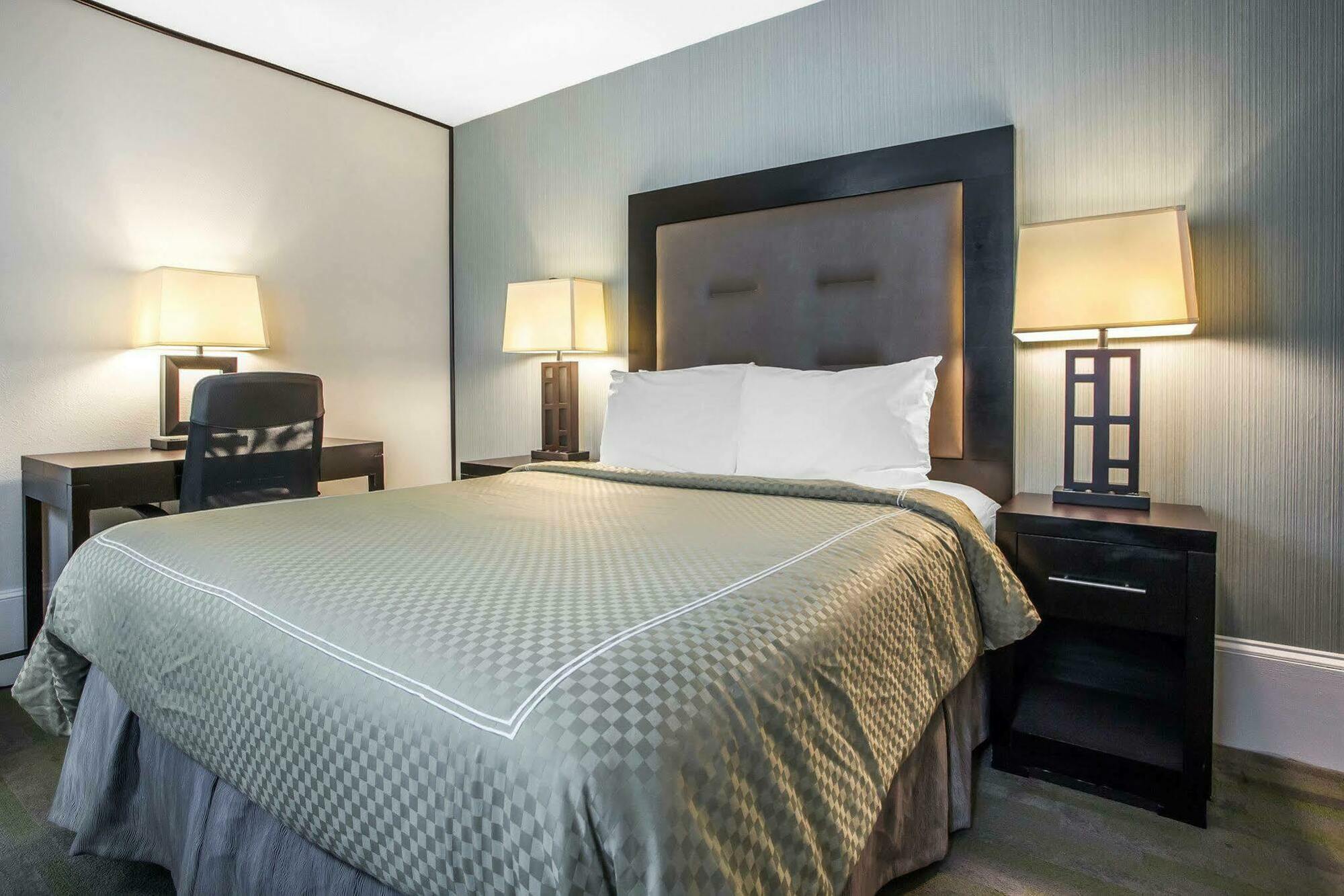 Quality Inn Center City Filadelfia Esterno foto
